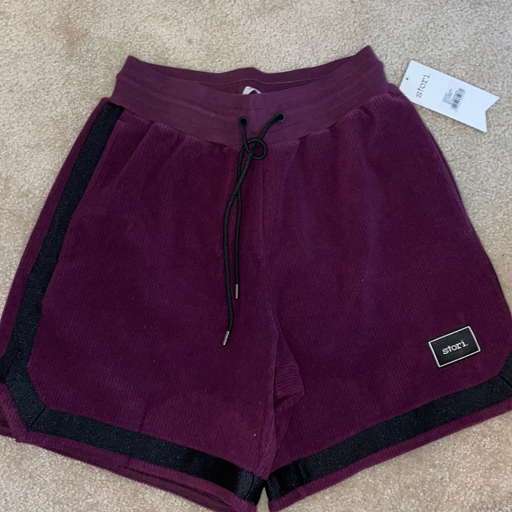 Stori Reflect Cord Shorts in Mulberry Size Small